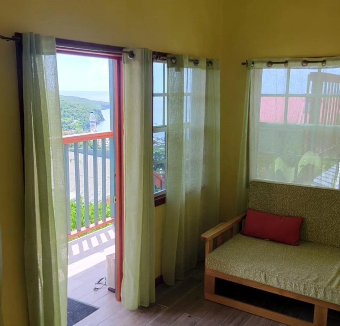 Tropical Paradise View Anse La Raye Mini-hôtel